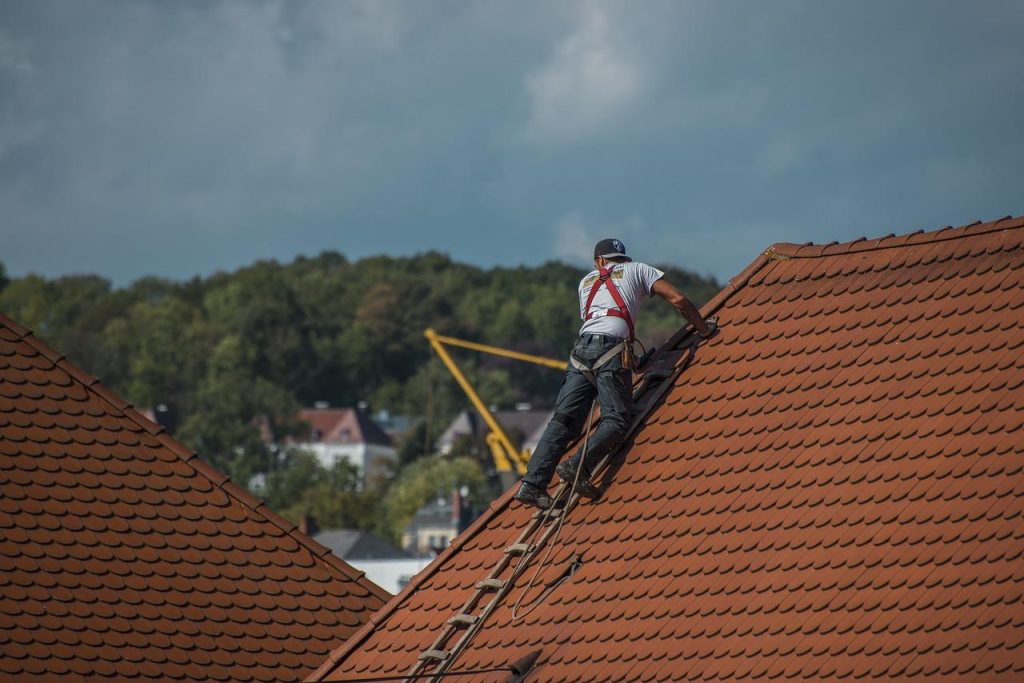 Dakbedekking in Deventer met verschillende materiaalsoorten voor duurzame huisbescherming